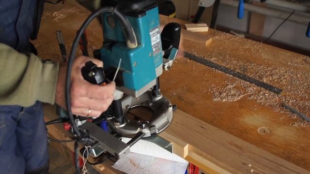 Ручной фрезер. Фрезеруем каннелюры.