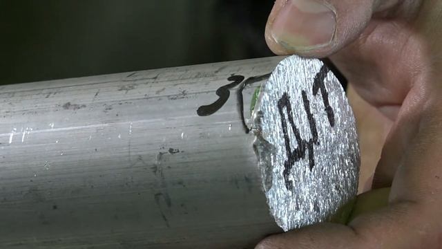 Тест 3. Твердость прутков дюралюминия и плиты В95Т1. Сравнение.