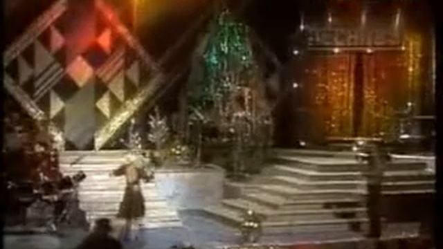 Ирина Понаровская Рябиновые бусы Песня года 1989