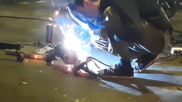 Ford Explorer - снятие коллекторов,  удаление катализаторов, чип-тюнинг