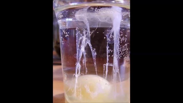 Поставь сырое яйцо у изголовья и смотри что будет.!