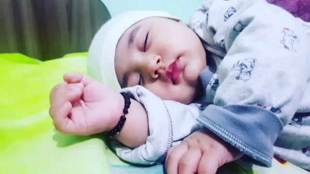 #алла #узбекистан #alla Алла болам жонли ижро. Alla bolam jonim bolam. Она алласи . Болалар учун