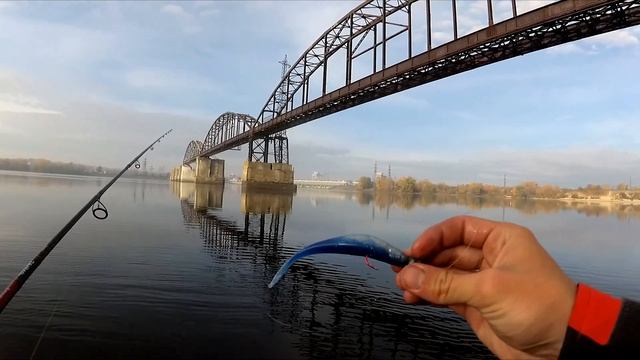 ЭТОТ СЛАГ НА НЕДОВЕСЕ ВЫЛОВИТ ВСЕГО СУДАКА! Ловля судака с берега на джиг. Рыбалка на спиннинг