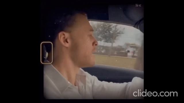 А МУЗЫКА ИГРАЕТ ГРОМКО В СТОРОНЕ СИДИТ ДЕВЧОНКА ИДИ СО МНОЙ С ТАНЦУЙ ЛЕЗГИНКУ Я ЗА ТЕБЯ КОЛЫМ ОТДАМ