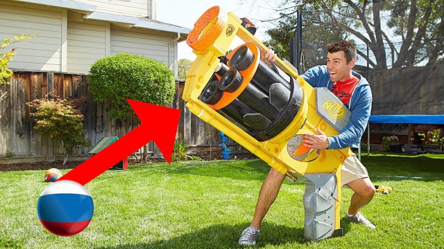 [Mark Rober] Самый Большой Пистолет Nerf в Мире [Марк Робер]