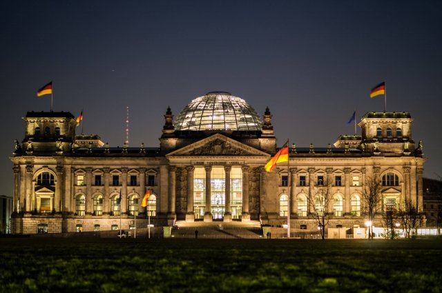 Экскурсия по Рейхстагу. Берлин. Германия. Reichstag. Berlin. Germany.