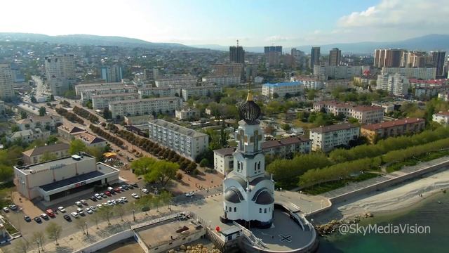 Полёт вокруг храма Святых Петра и Февронии Муромских, Новороссийск 2020