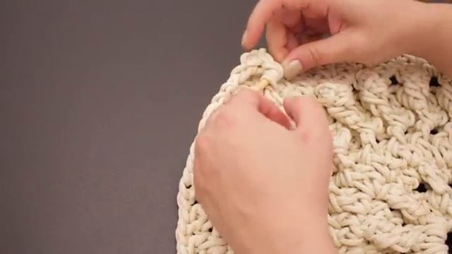 Часть 2 ВЯЗАНЫЙ КОВЕР 7-12 ряд МК мастер класс CROCHET RUG_[360p].mp4