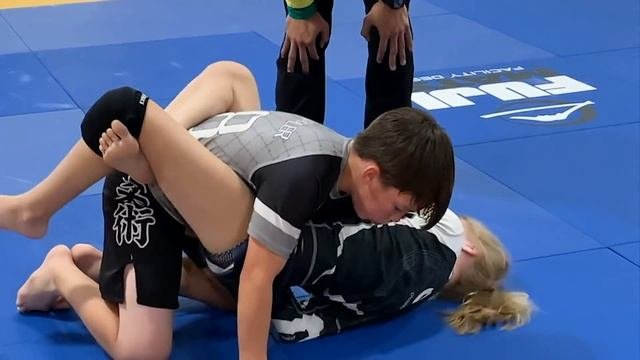 Boy vs Girl Brazilian Jiu Jitsu