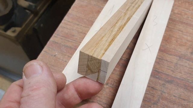 Разделочная торцевая доска с 3д эффектом