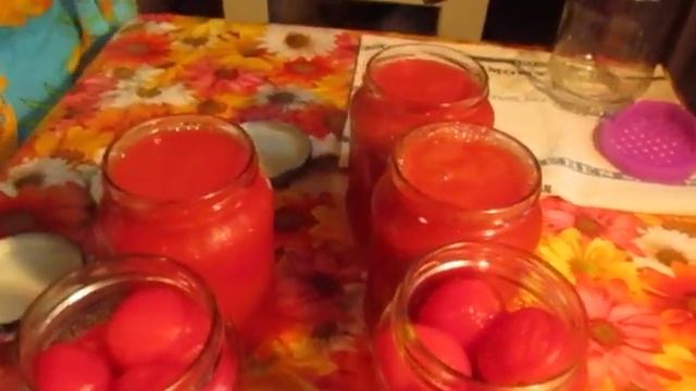 ПОМИДОРКИ ЧЕРРИ В ТОМАТНОМ СОКЕ НА ЗИМУ
