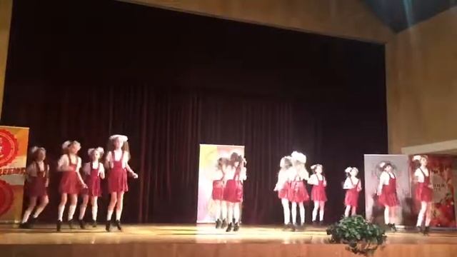 Школьный танец