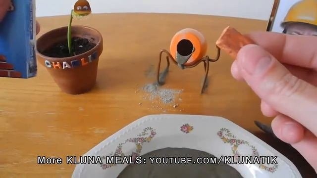 Kluna eating bricks and cement for breakfast!! Kluna Tik Dinner #23 _ ASMR eating sounds no talk