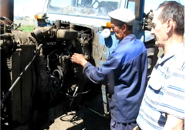 ТНВД УТН-5. Часть3. Установка ТНВД на двигатель, настройка угла зажигания на тракторе МТЗ 80.