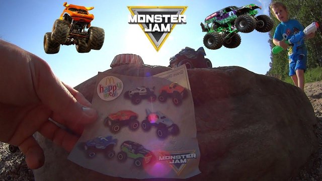 Монстр Джем из Хеппи Мил на Пляже/Happy Meal Monster Jam on the beach/Коллекция из McDonald's/