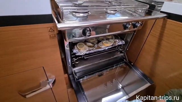 Обзор яхты Sun Odyssey 410 и круиза на ней / Жизнь и путешествие на яхте в Турции