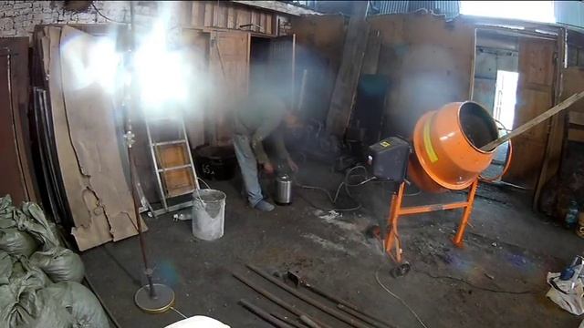 Пенобетон в бетономешалке + миксер