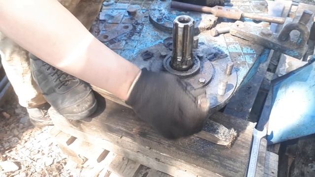 Ремонт полуоси с тормозным барабаном+бортовая Т-40АМ!!!