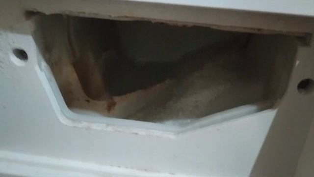 Как достать и очистить лоток для порошка в стиральной машине LG