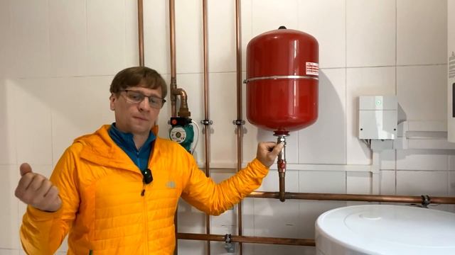 Котельная средней цены для дома разумной площади. Детальный разбор схемы построения котельной.