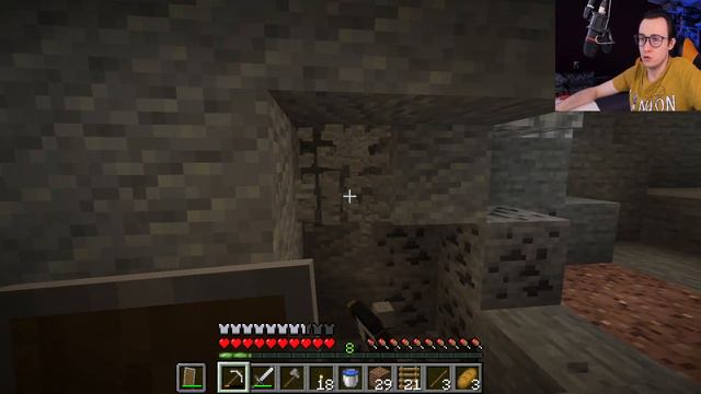 ПОТЕРЯЛ ДЕРЕВНЮ, НО НАШЕЛ АЛМАЗЫ... [MINECRAFT Король Широ ]