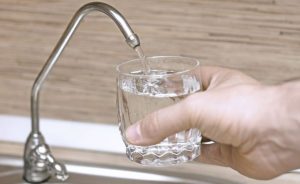 Какие фильтры использовать для очистки питьевой воды в квартире